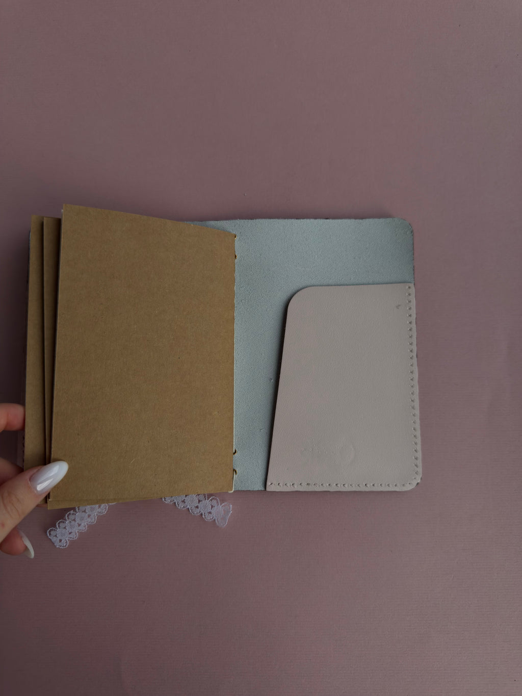 Lace String | A6 Cow Bifold Leather Journal