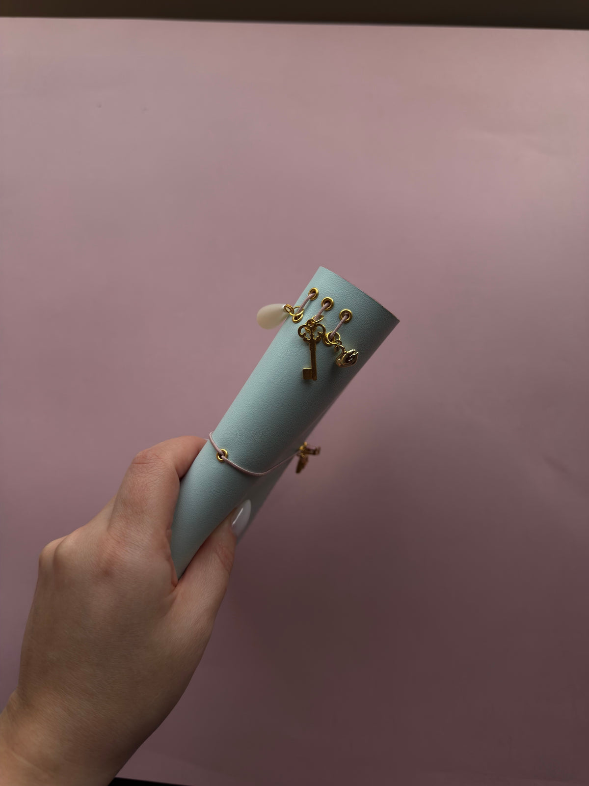 Quote | A6 Cow Bifold Leather Journal