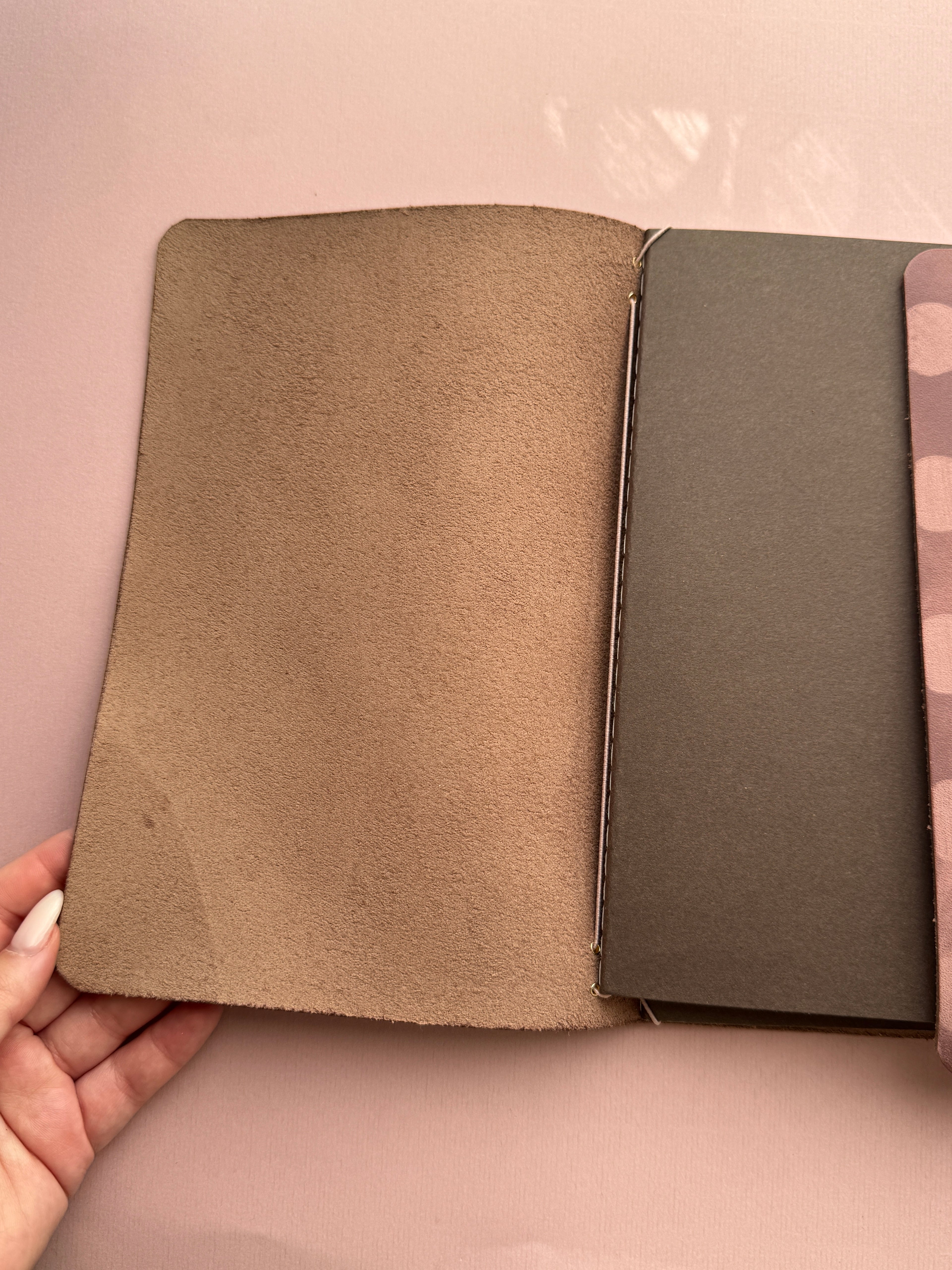 Dotted Dusty Pink | A5 Trifold Vegan Leather Journal