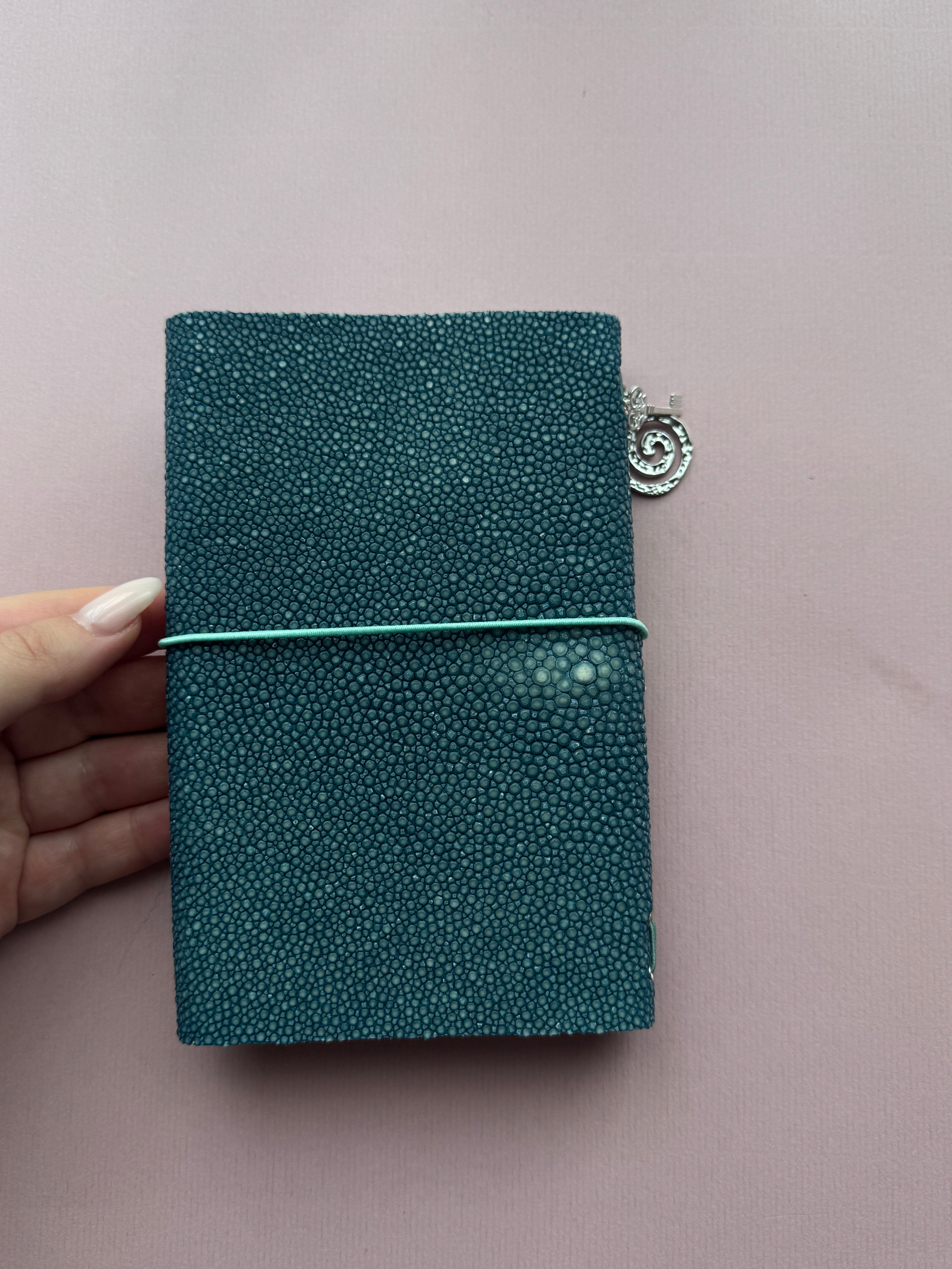 Dark Blue | A6 Bifold Stingray Leather Journal