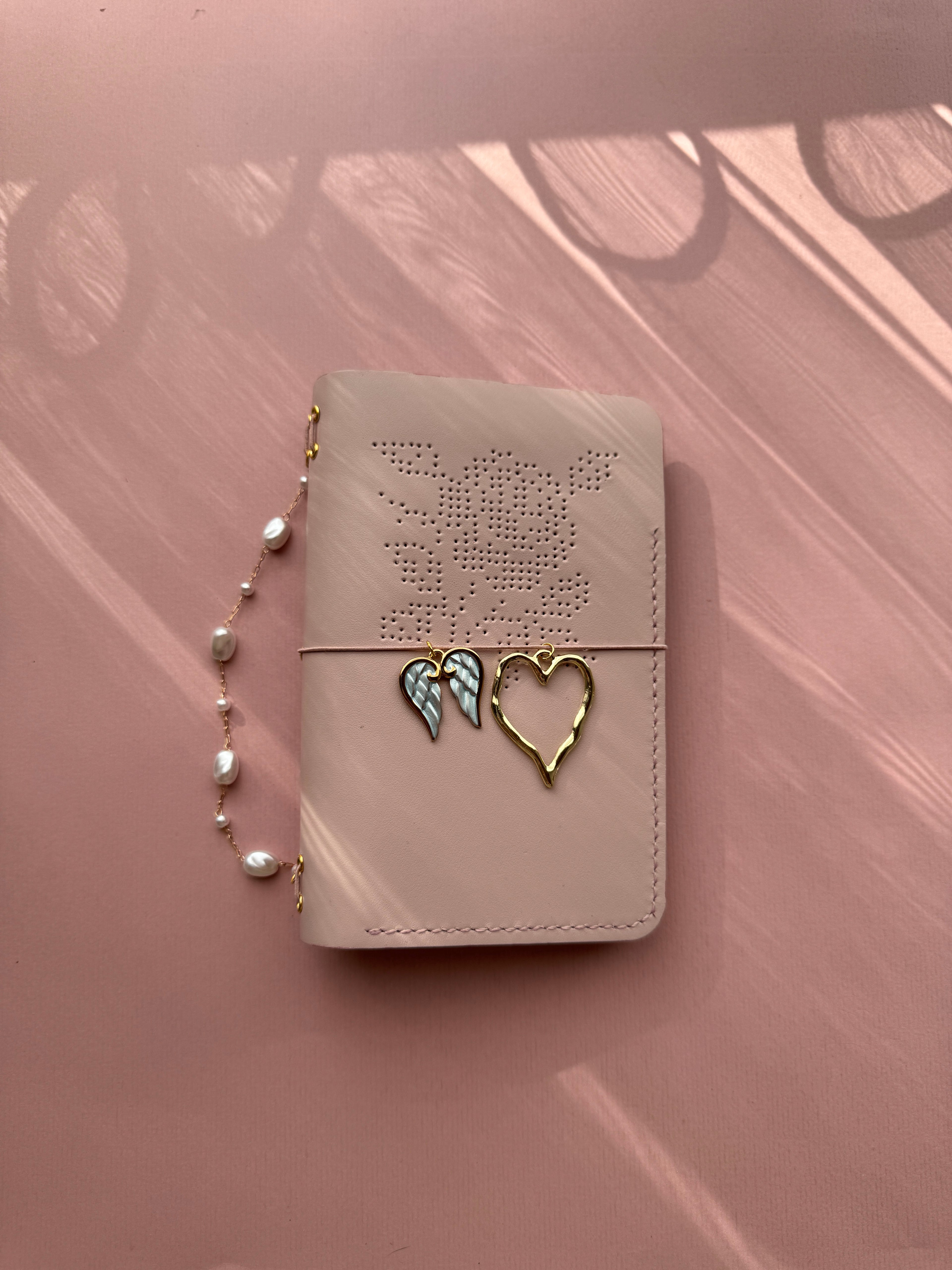 Light Pink | A6 Bifold Cow Leather Journal