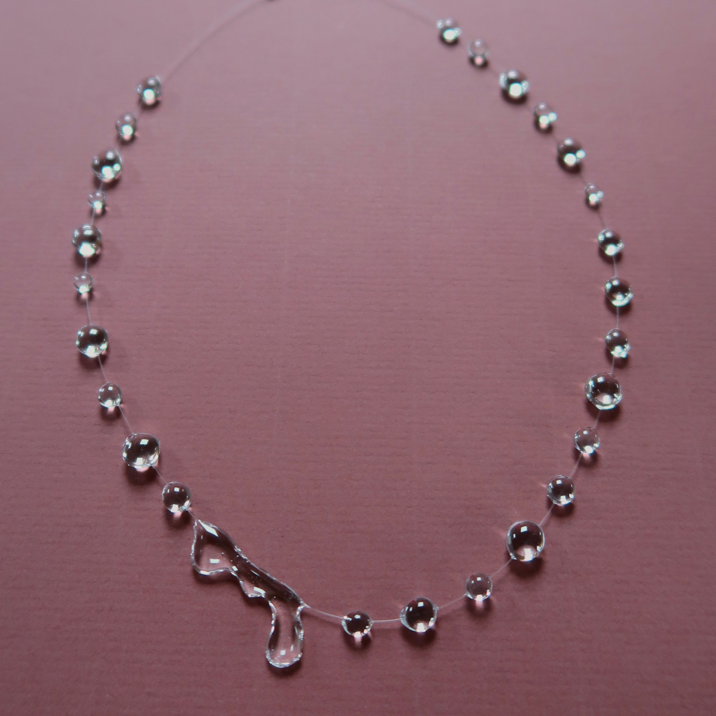 Droop Necklace