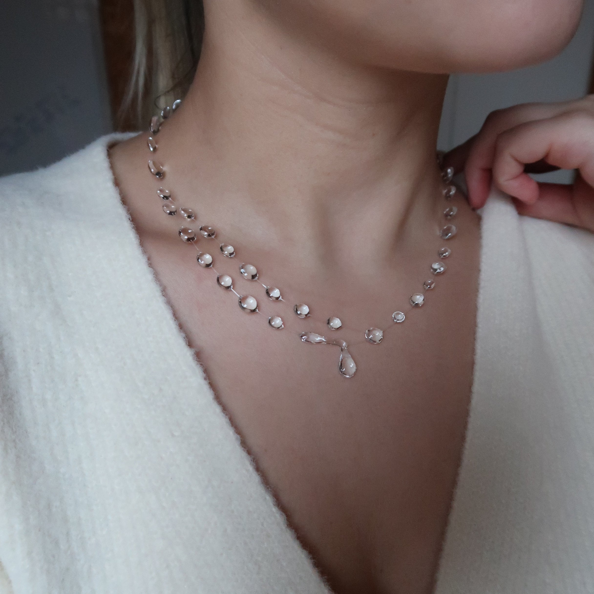 Double Layered Minimal Droop Necklace