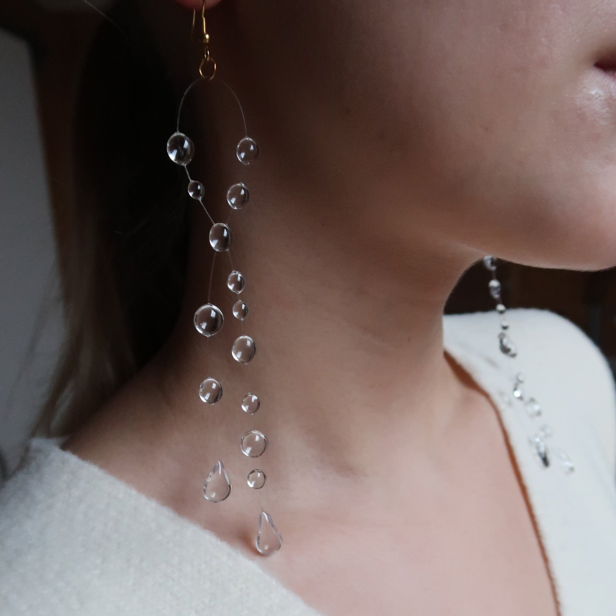Bow drop earrings