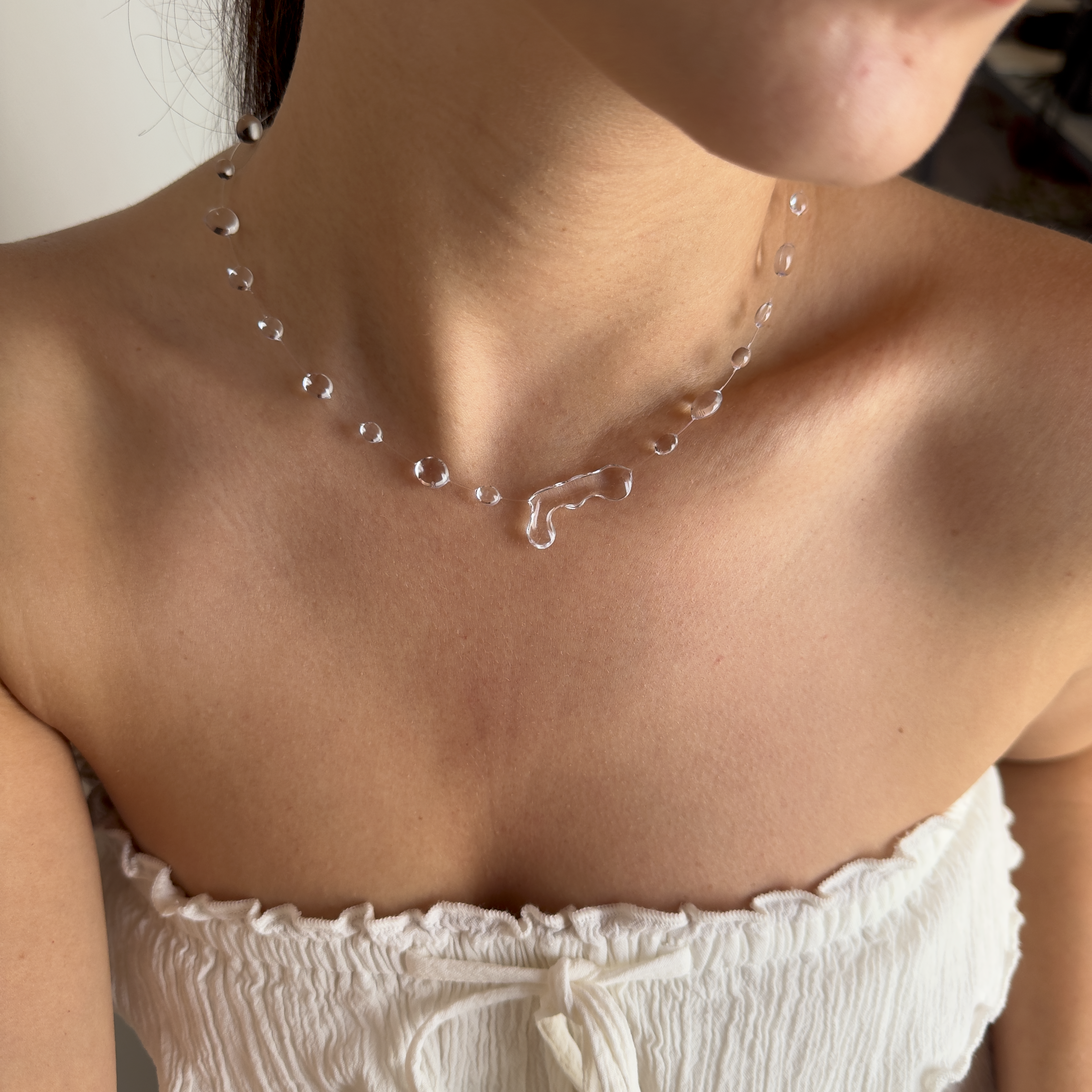 Droop Necklace