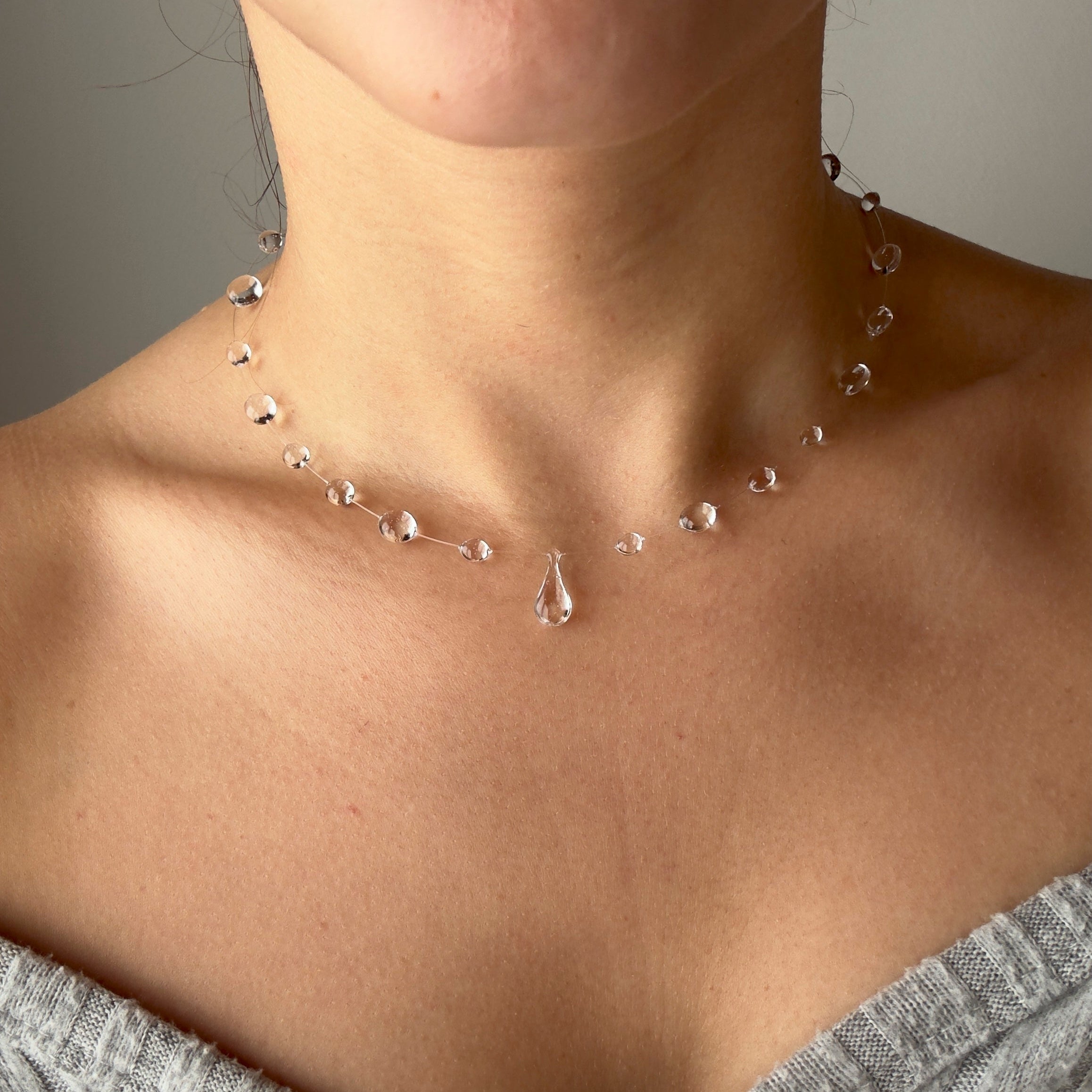 Minimal Central Drop Necklace
