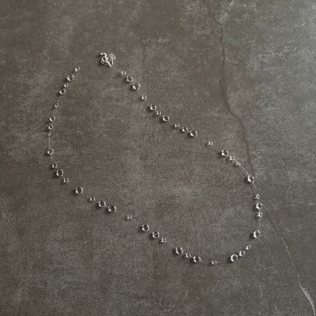 Drop waist chain